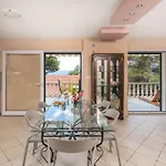 Eden - Private Beachfront House With Pool *
