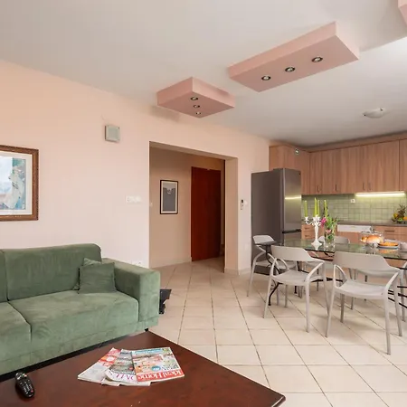 Villa Eden - Private Beachfront House With Pool Mimice