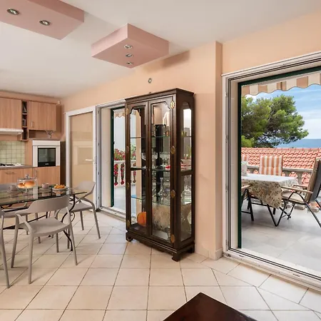 Eden - Private Beachfront House With Pool