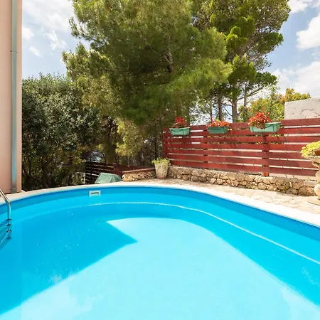 Villa Eden - Private Beachfront House With Pool Mimice